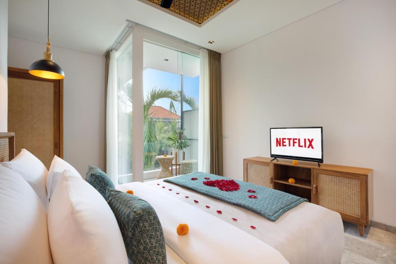 Eight Palms Villa Seminyak By Ini Vie Hospitality Buitenkant foto