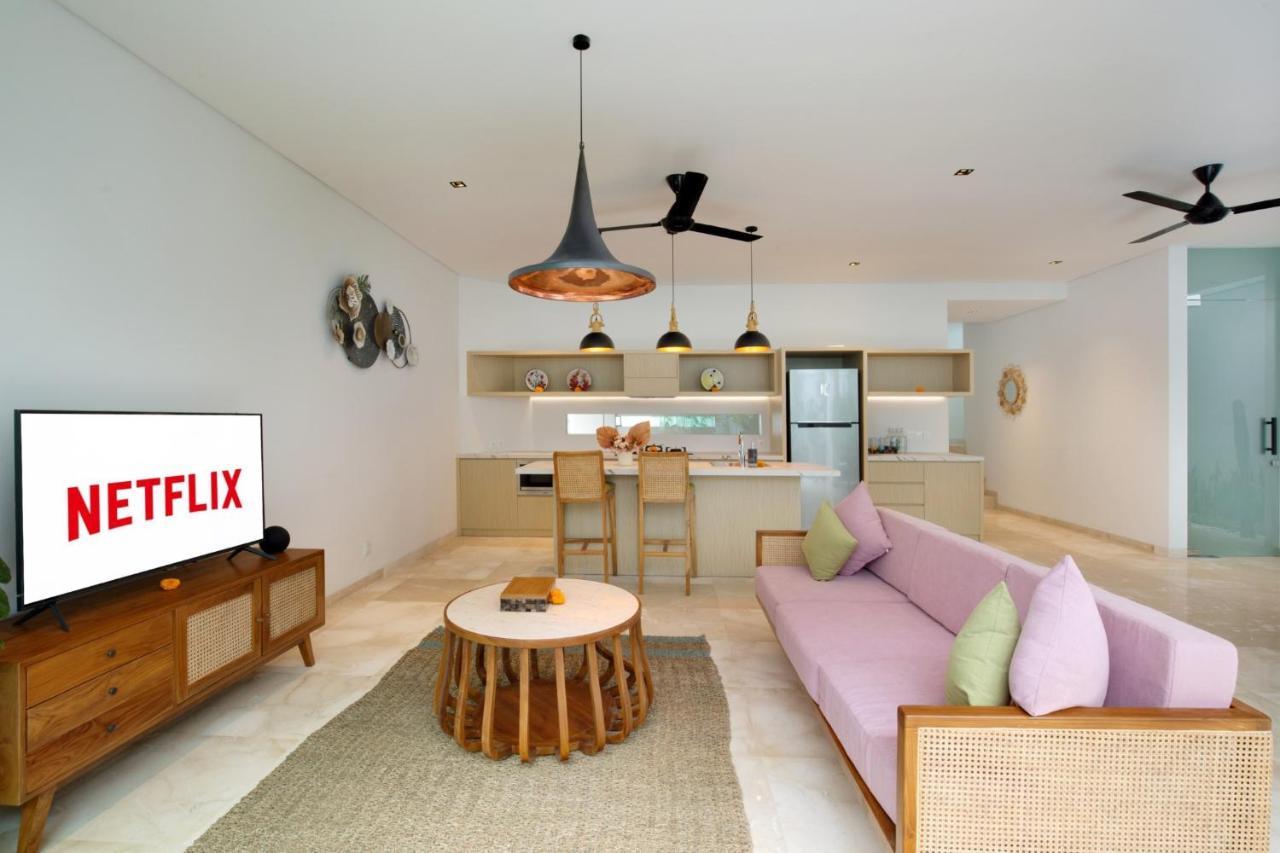 Eight Palms Villa Seminyak By Ini Vie Hospitality Buitenkant foto