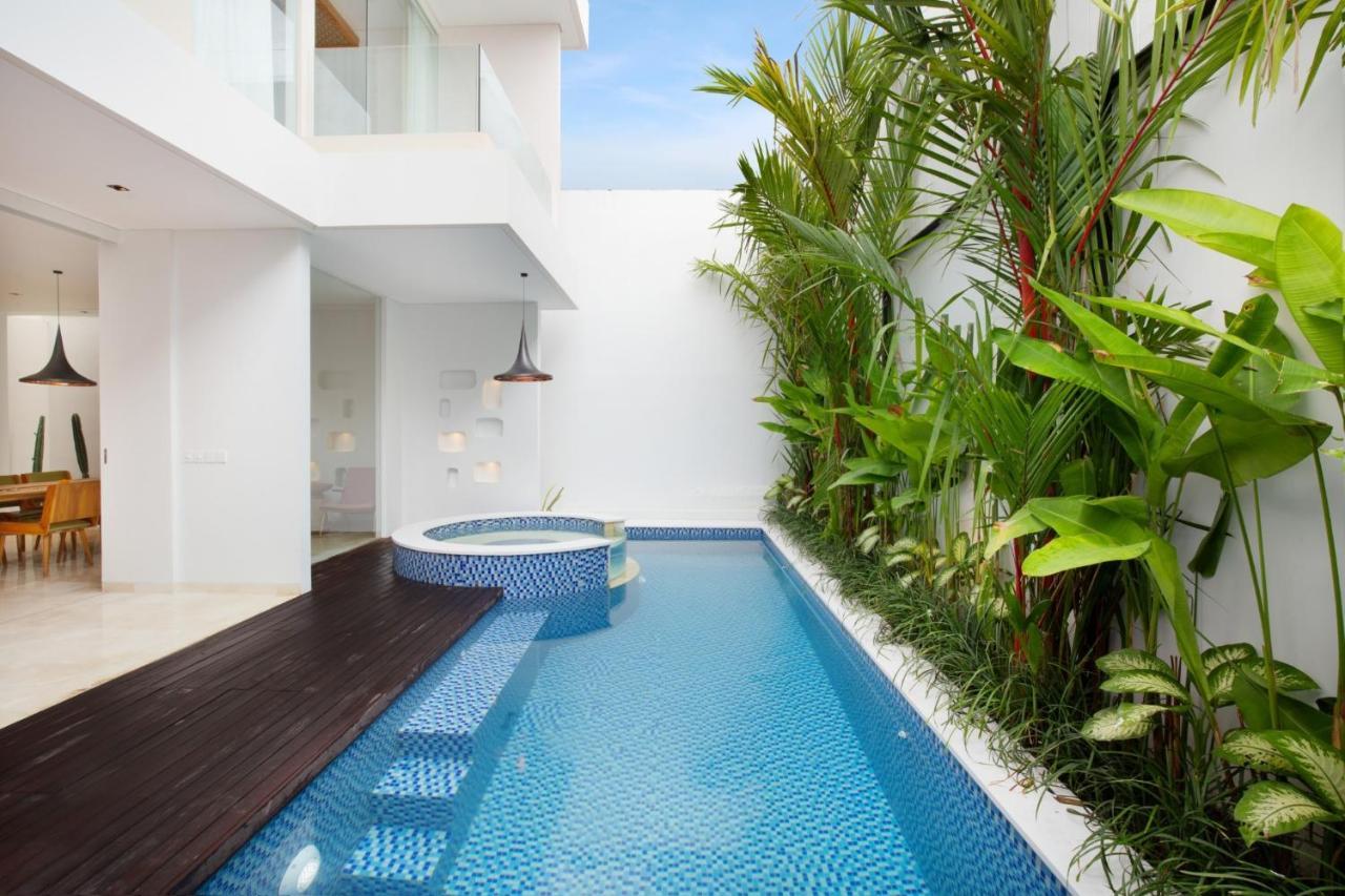 Eight Palms Villa Seminyak By Ini Vie Hospitality Buitenkant foto