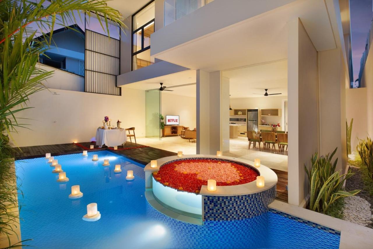 Eight Palms Villa Seminyak By Ini Vie Hospitality Buitenkant foto