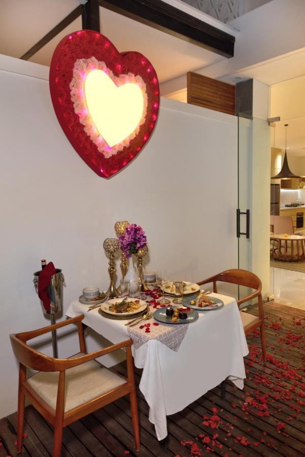 Eight Palms Villa Seminyak By Ini Vie Hospitality Buitenkant foto