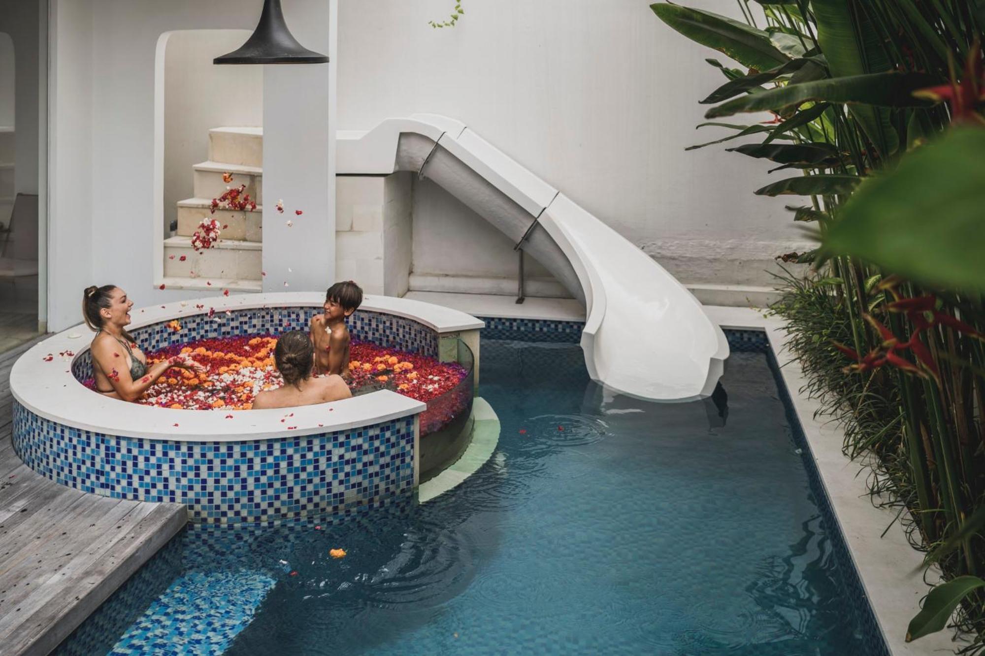 Eight Palms Villa Seminyak By Ini Vie Hospitality Buitenkant foto