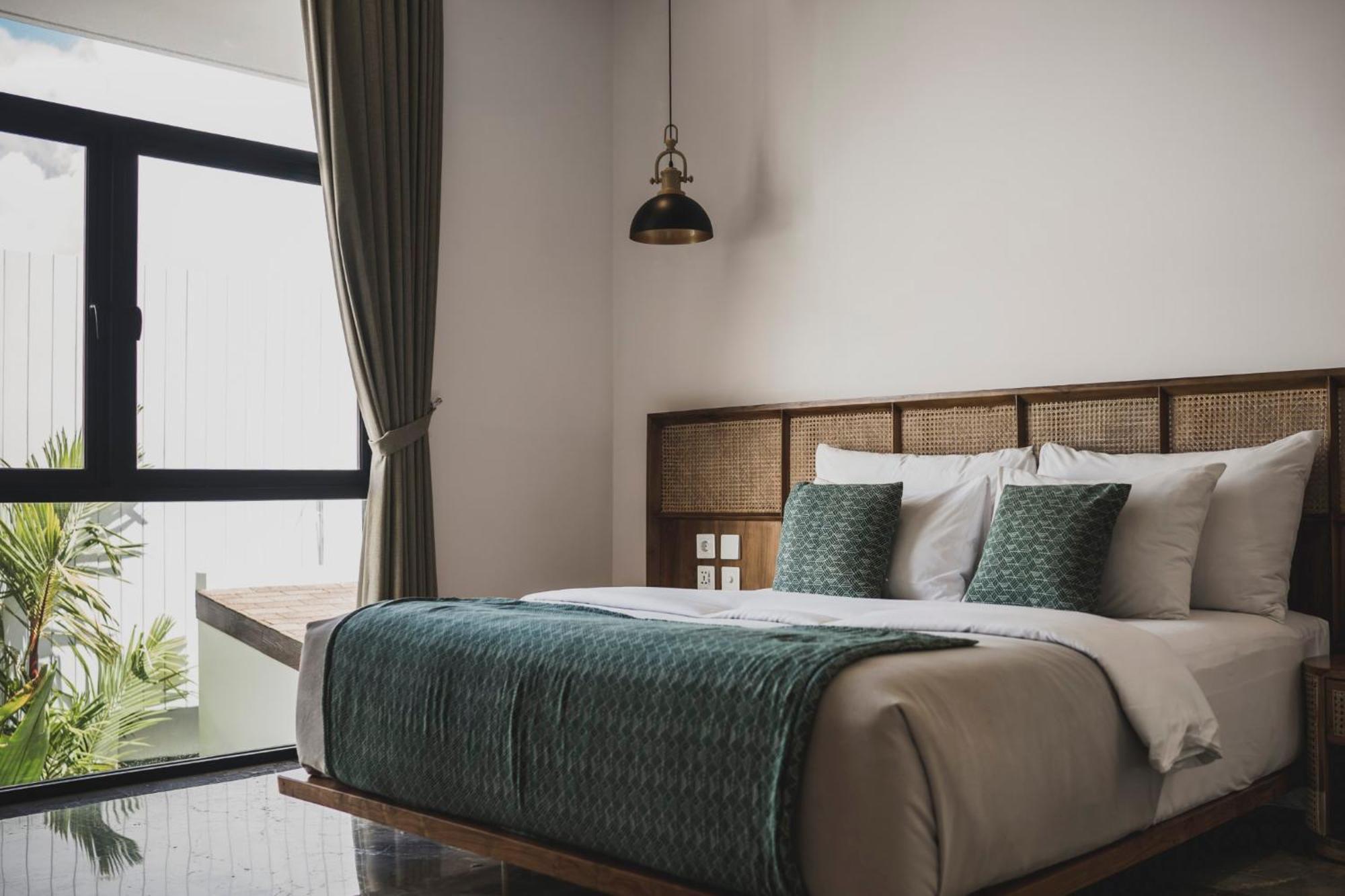 Eight Palms Villa Seminyak By Ini Vie Hospitality Buitenkant foto